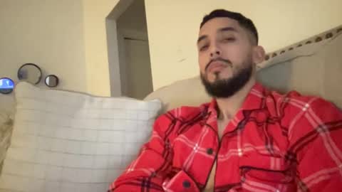 papicubano_guapo23cm online show from February 2025 06:17:02 AM