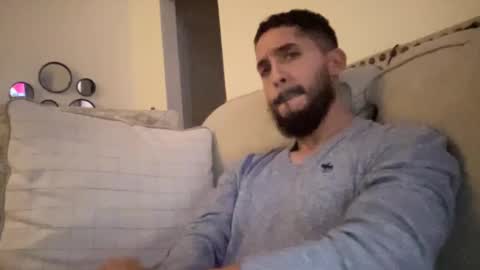 papicubano_guapo23cm online show from October 2025 04:57:01 AM