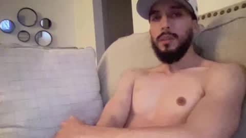 papicubano_guapo23cm online show from March 2026 07:15:01 AM