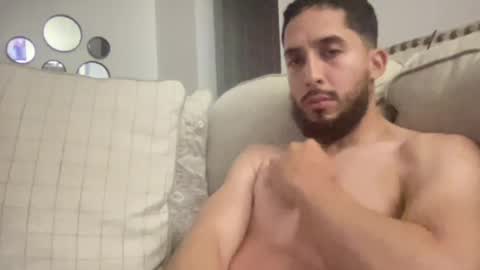 Snapshot of papicubano_guapo23cm chatting on May 2026 07:58:02 AM papicubano_guapo23cm online show from May 2026 07:58:02 AM