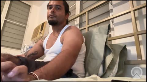 Snapshot of papiipr185 chatting on January 2026 05:00:02 AM PapiiPR185 online show from January 2026 05:00:02 AM