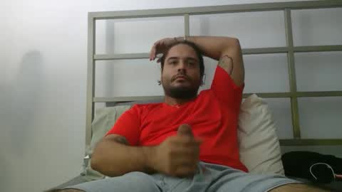 Snapshot of papiipr185 chatting on May 2026 07:41:01 PM PapiiPR185 online show from May 2026 07:41:01 PM
