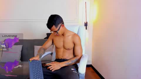 Ryan And Casper online show from February 2026 05:58:01 PM