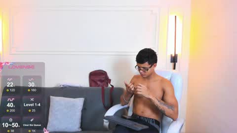 Ryan And Casper online show from May 2026 02:02:01 PM