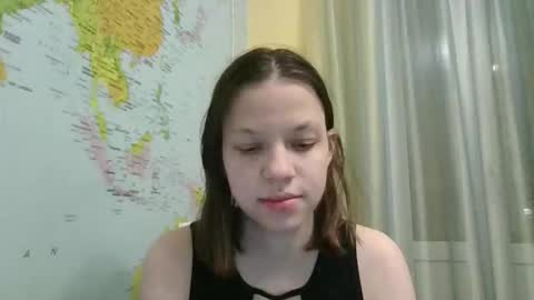 Snapshot of paradise_tease chatting on December 2025 07:51:01 PM paradise_tease online show from December 2025 07:51:01 PM