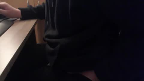 Snapshot of paranoiid chatting on October 2025 06:36:02 AM Sascha online show from October 2025 06:36:02 AM