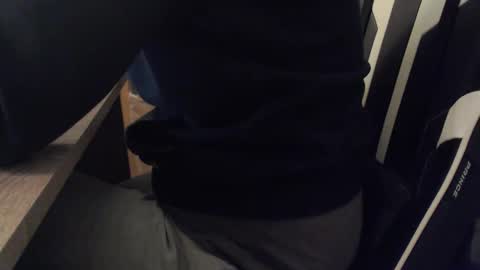 Snapshot of paranoiid chatting on October 2025 06:56:02 AM Sascha online show from October 2025 06:56:02 AM