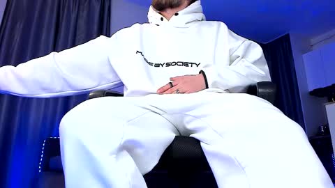 Paris online show from March 2026 09:22:02 PM