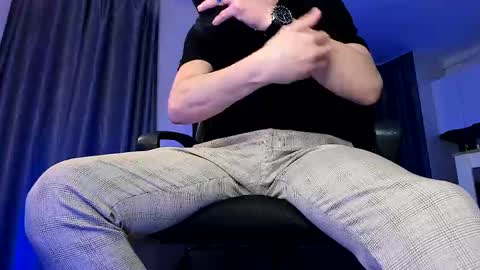 Paris online show from March 2026 04:51:02 PM