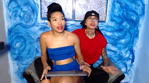 Snapshot of parisandvi chatting on February 2026 09:24:01 PM parisandvi online show from February 2026 09:24:01 PM