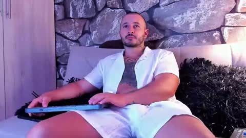 parker lavine online show from January 2025 06:47:02 AM