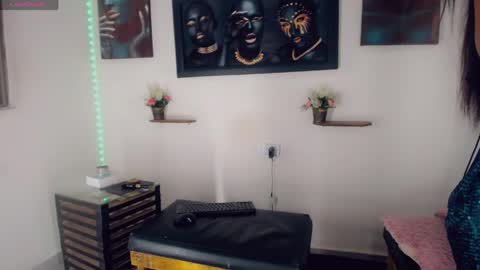 party_fre_girl online show from May 2026 10:18:02 PM