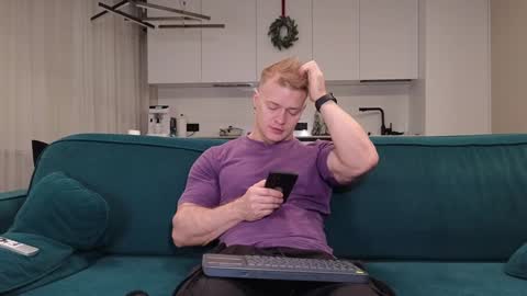 Pashka online show from December 2024 08:28:02 AM