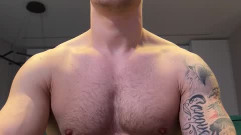 Pashka online show from November 2025 07:40:02 AM