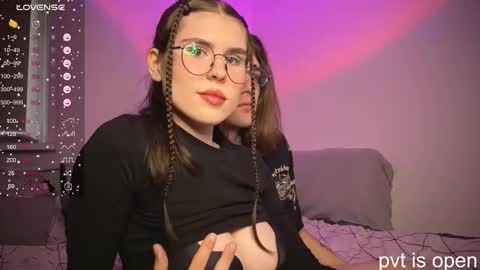 Zoe online show from October 2025 08:34:02 AM