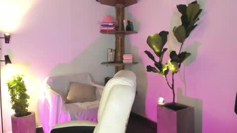 Snapshot of passionlover_ chatting on January 2026 01:44:01 AM online show from January 2026 01:44:01 AM