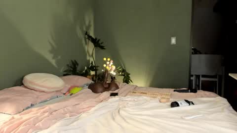 Snapshot of passionlover_ chatting on February 2026 02:53:01 AM online show from February 2026 02:53:01 AM