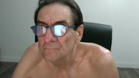 Snapshot of pastelito76 chatting on September 2025 02:49:02 AM Bob online show from September 2025 02:49:02 AM