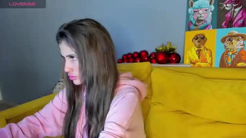 Snapshot of patricia_cox chatting on December 2024 09:43:02 PM Patricia GMT2 Wed-Thu 5-11am Sat-Mon 5-11am online show from December 2024 09:43:02 PM