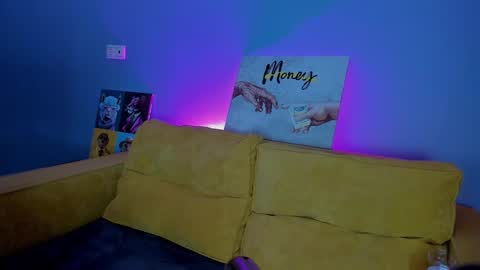 Snapshot of patricia_cox chatting on January 2025 09:41:01 PM Patricia GMT2 Wed-Thu 5-11am Sat-Mon 5-11am online show from January 2025 09:41:01 PM