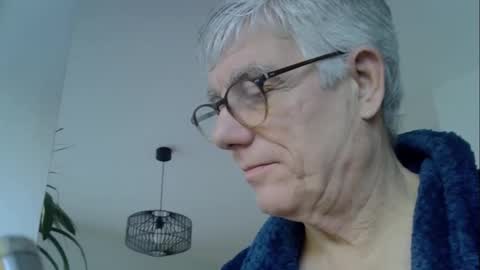 patrick5275 online show from February 2026 07:12:02 AM