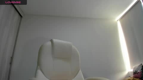 Snapshot of patyy_37 chatting on September 2025 01:54:02 PM Paty online show from September 2025 01:54:02 PM