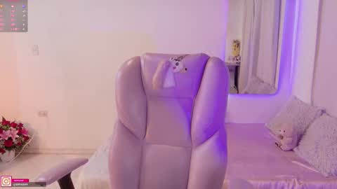 Sofa online show from November 2025 09:48:02 PM