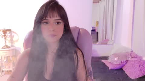 Sofa online show from April 2026 09:34:01 PM