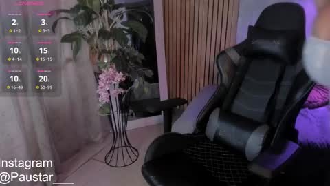 pau_star_ online show from September 2025 11:10:01 AM