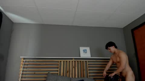 Paul online show from April 2026 03:18:02 PM