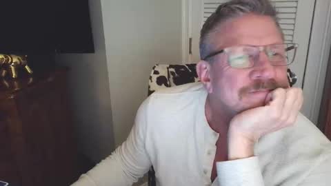 Snapshot of paul_longcut chatting on February 2026 03:21:02 AM Paul Roland online show from February 2026 03:21:02 AM