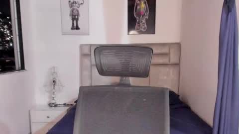 PAUL ROGER online show from February 2026 03:10:01 AM