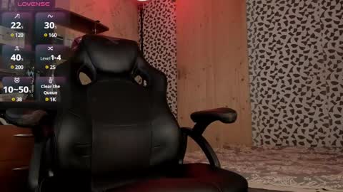 Snapshot of paul_rolex_ chatting on January 2025 04:22:02 AM Paul Rolex Jane online show from January 2025 04:22:02 AM