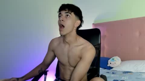 Snapshot of paul_sexycock chatting on January 2025 06:12:02 PM paul_sexycock online show from January 2025 06:12:02 PM