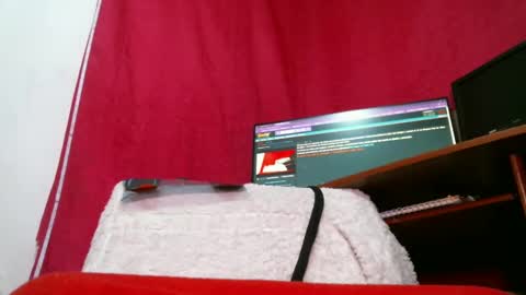 Snapshot of paulavaltina21 chatting on March 2025 04:45:02 AM PAULA VALENTINA online show from March 2025 04:45:02 AM