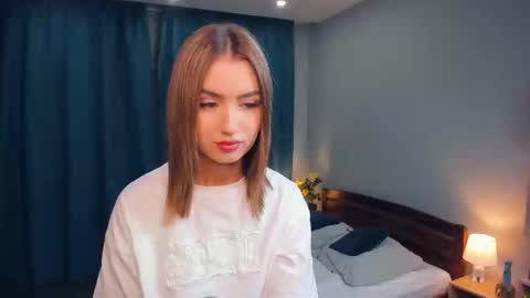 Snapshot of paulettelafevre chatting on September 2025 07:47:02 PM Eva online show from September 2025 07:47:02 PM