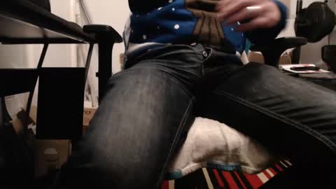 Snapshot of paulie120464 chatting on December 2024 05:43:02 PM paulie120464 online show from December 2024 05:43:02 PM