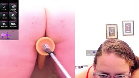 Paulina Davis  online show from February 2025 06:40:01 AM