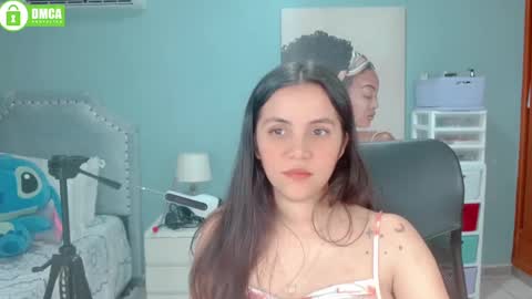 Snapshot of paulina_doll_ chatting on February 2025 10:07:02 PM Paulina online show from February 2025 10:07:02 PM