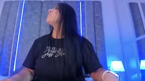 Paulina online show from March 2025 12:15:02 PM