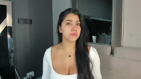 Paulina online show from April 2026 11:55:02 AM