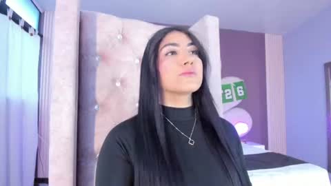 Snapshot of paulinaduarte_ chatting on June 2026 12:07:02 PM Paulina online show from June 2026 12:07:02 PM