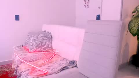 Snapshot of paulinerussell chatting on February 2025 05:25:02 PM vle online show from February 2025 05:25:02 PM