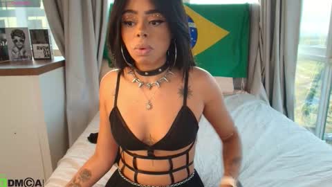 paulinne_clark online show from March 2026 07:43:02 PM