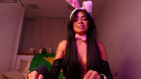 paulinne_clark online show from March 2026 08:17:01 PM