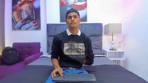 Snapshot of paull_cassidy chatting on September 2025 09:09:01 PM Paull Cassidy online show from September 2025 09:09:01 PM