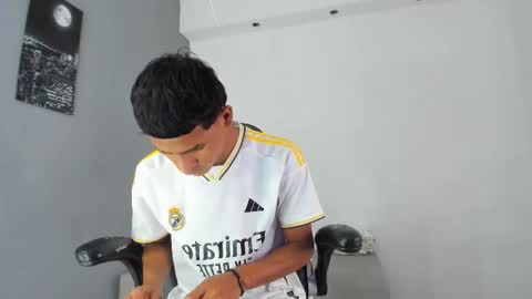 Snapshot of paull_cassidy chatting on October 2025 07:12:02 PM Paull Cassidy online show from October 2025 07:12:02 PM