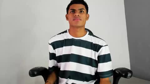 Snapshot of paull_cassidy chatting on October 2025 07:35:02 PM Paull Cassidy online show from October 2025 07:35:02 PM