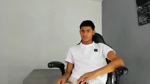 Snapshot of paull_cassidy chatting on October 2025 07:47:02 PM Paull Cassidy online show from October 2025 07:47:02 PM