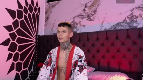 Paulo online show from April 2026 04:21:01 AM